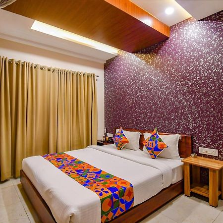 Fabhotel Prime Grand Palace Siliguri Eksteriør billede