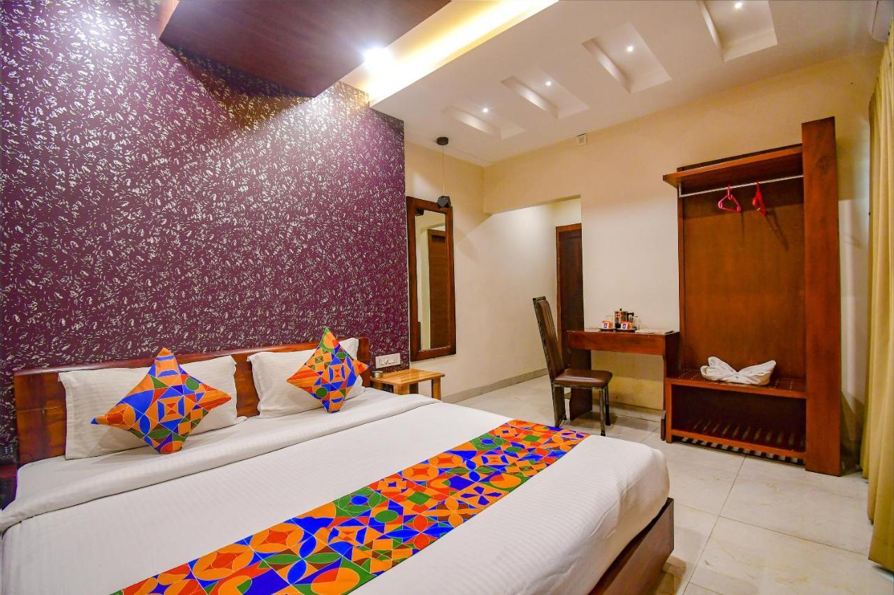 Fabhotel Prime Grand Palace Siliguri Eksteriør billede